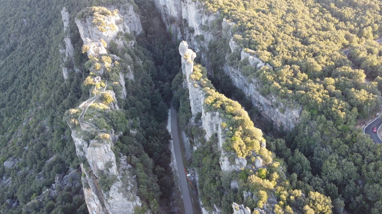 Gola della scala di San giorgio (Osini) -   video con drone - mavic mini