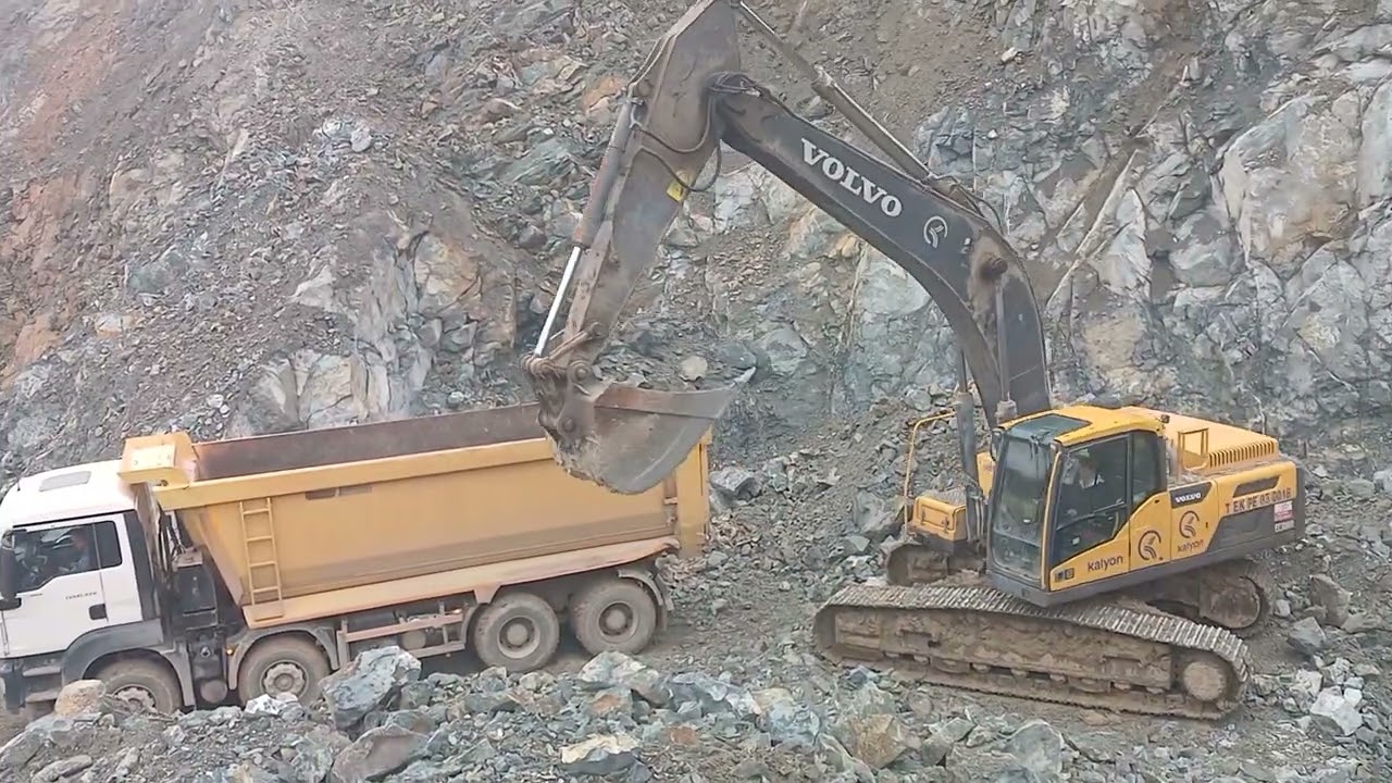 VOLVO EC 300 DL 