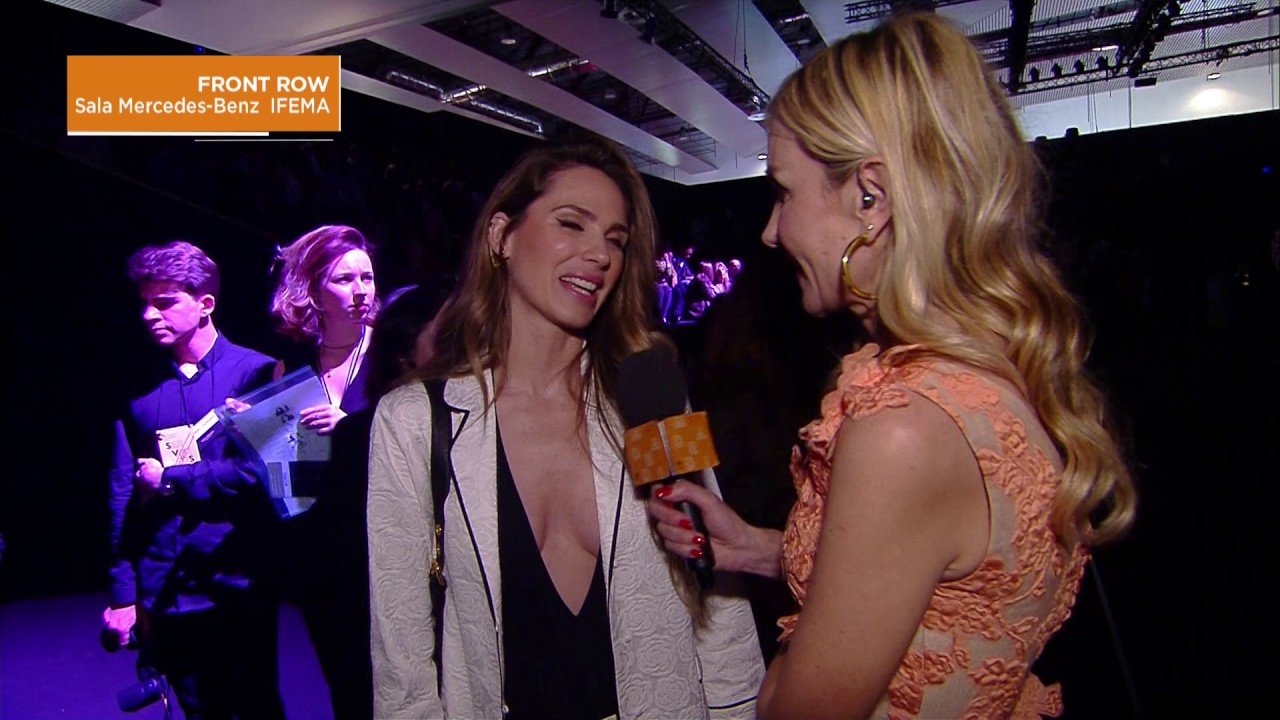 FRONT ROW VANESA ROMERO