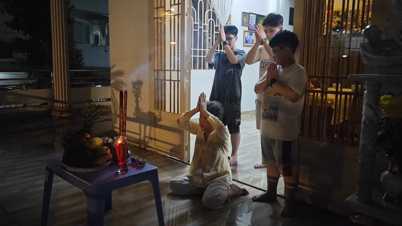 Gia đình Long Phước giao thừa 2026