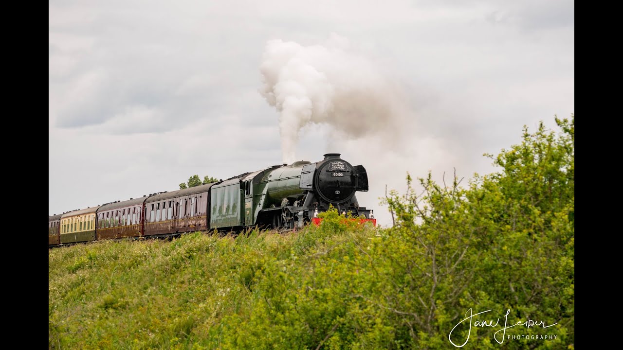 ABERDEEN WELCOMES THE FLYING SCOTSMAN