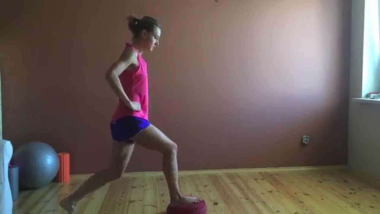 Trening nóg na poduszce sensorycznej