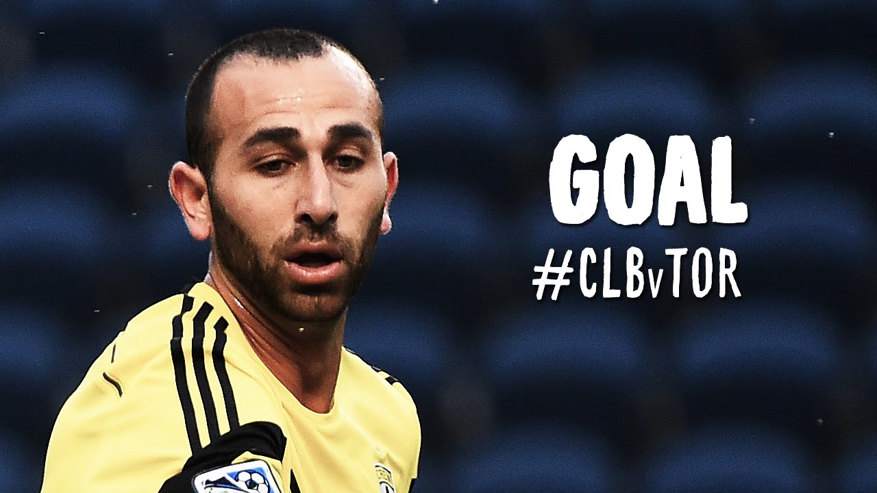 GOAL: Justin Meram bends it in incredibly from distance | Columbus Crew vs. Toronto FC