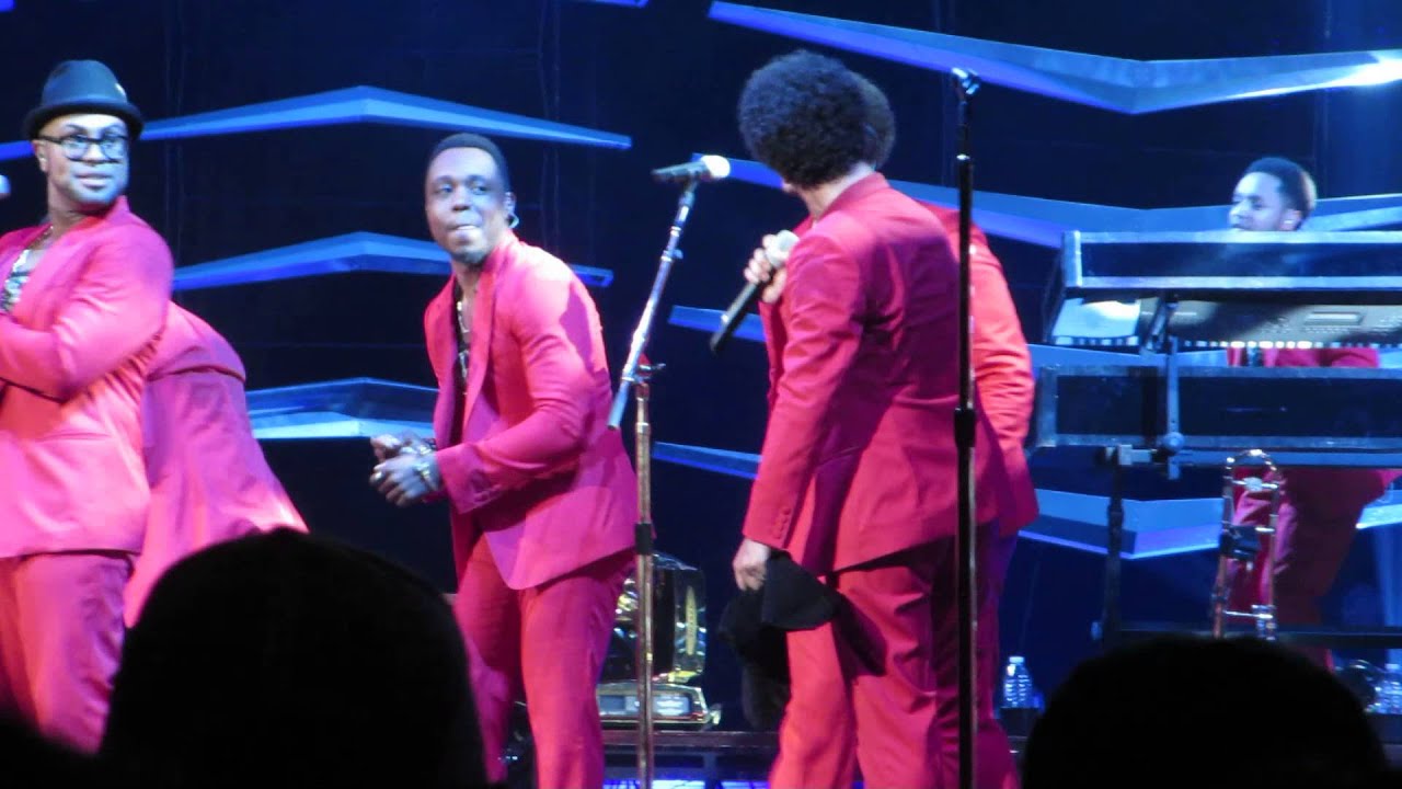 Bruno Mars- Pick Up Lines (Barclays- Brooklyn, NY 06.29.13)