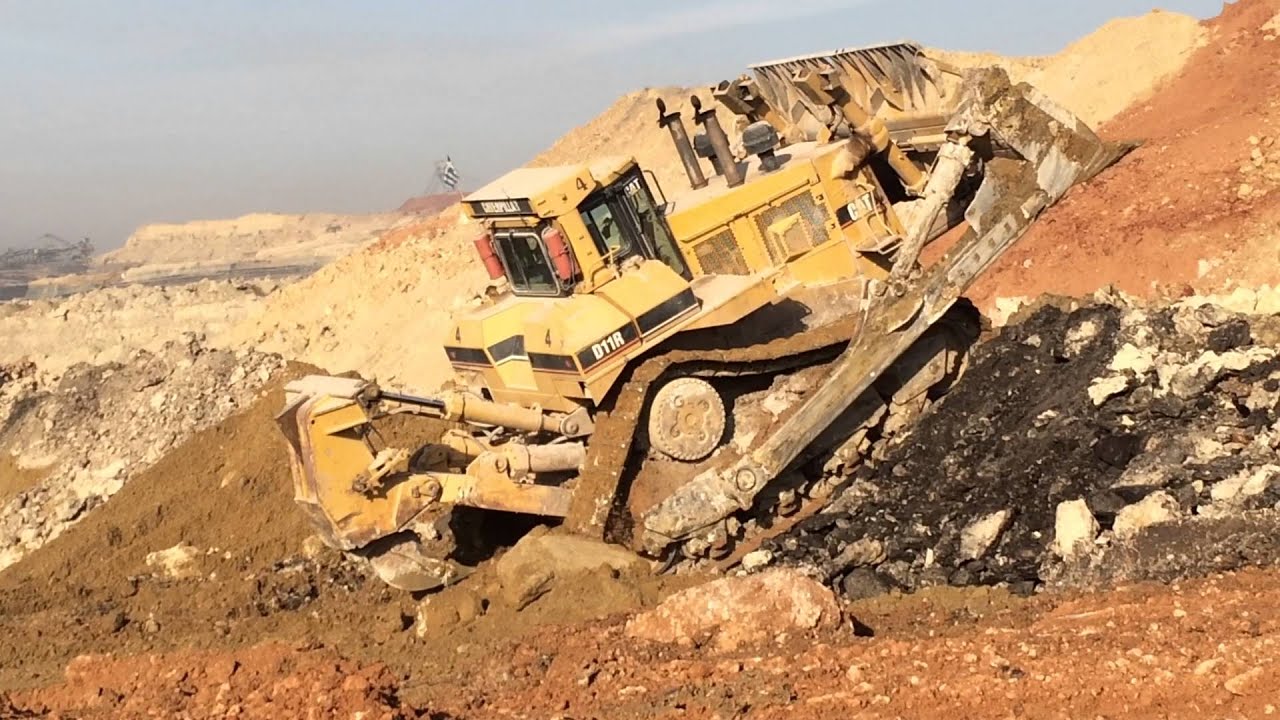 Caterpillar D11R Dozer