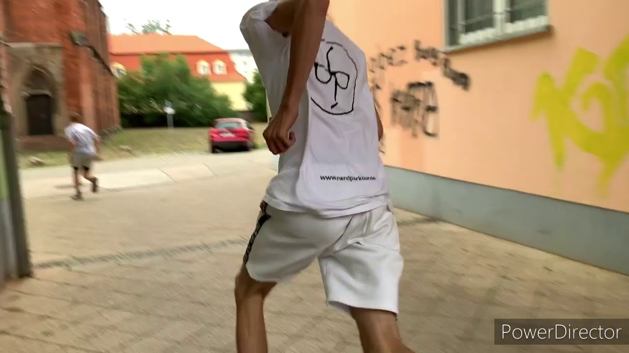 Parkour/Freerunning durch Wolmirstedt Teil 1