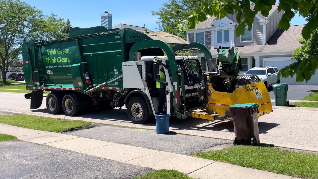 WM Mack LR McNeilus Meridian Curotto Can Garbage Truck on Automated and Manual Yard Waste