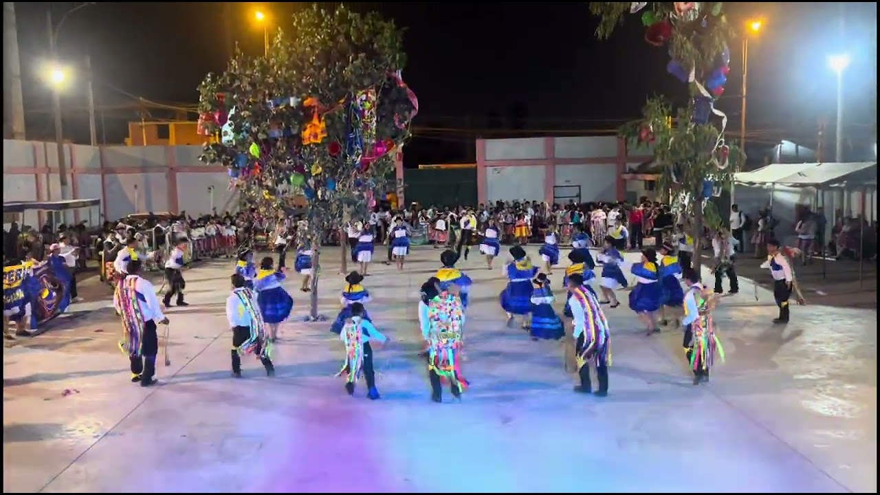¡Gran Presentación de nuestra comparsa en el carnaval de nuestros amigos de URUCANCHA-URIPA💙💛!