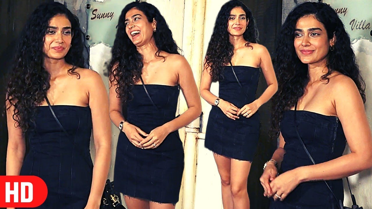 Uff Soo 😋 Aakanksha Singh Looks Smokii In Black Short Outfit At Lakadbaggha Screening