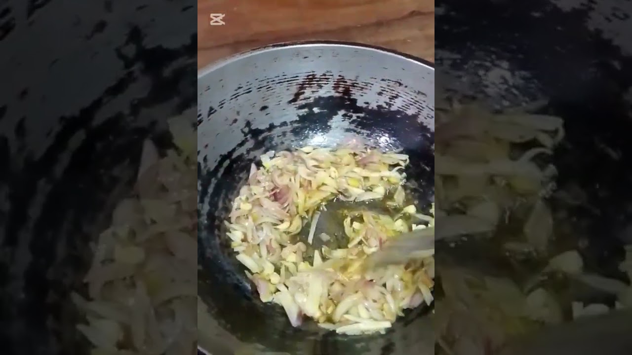 আজকে দেখাবো কিভাবে আমি মুরগির মাংস ভাজা করি।#short #shortvideo #shortsfeed 