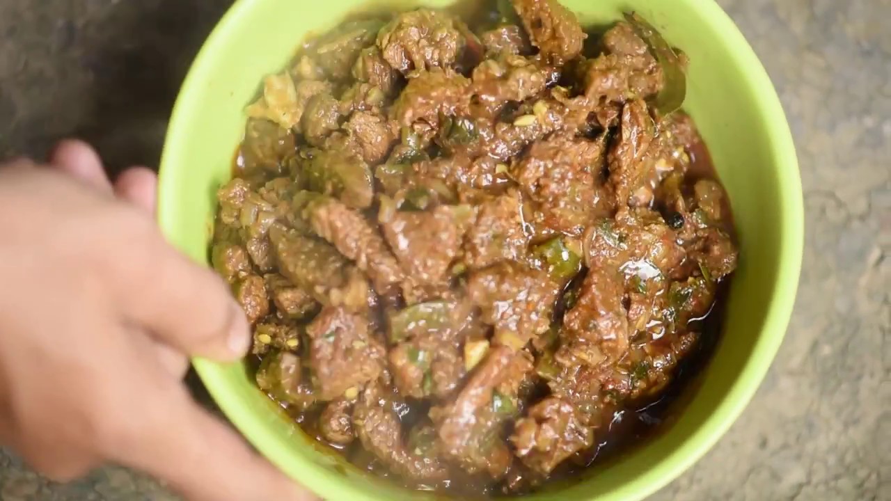Beef curry (shaan thongba)