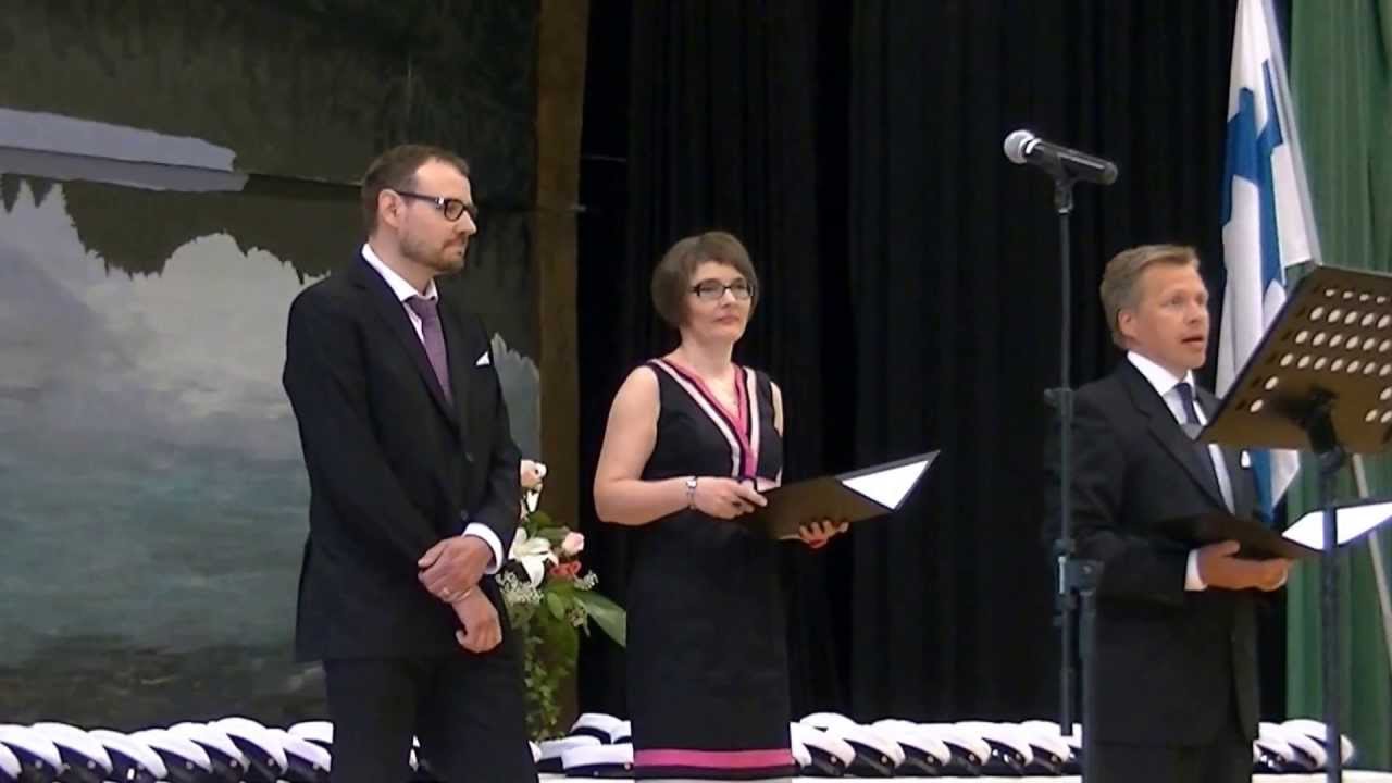 Ryhmänohjaajat vauhdissa Vammalan lukion kevätjuhlassa 1 6  2013