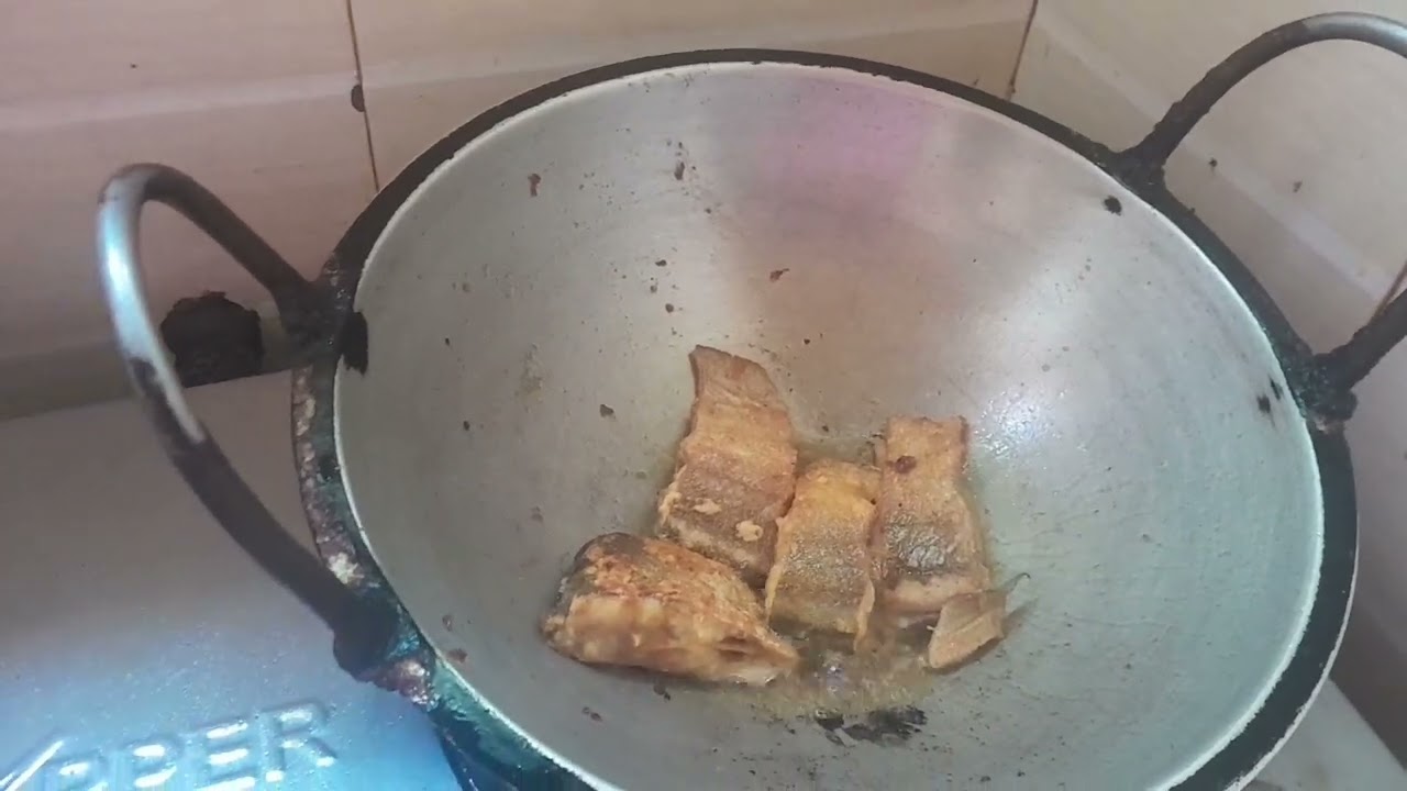 অনেক  দিন  পর  ফলি মাছ রান্না করলাম