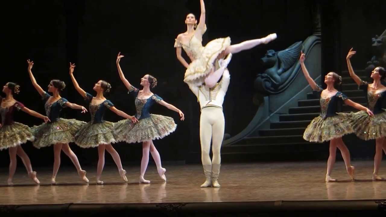 Alice Renavand / Florian Magnenet - Paquita