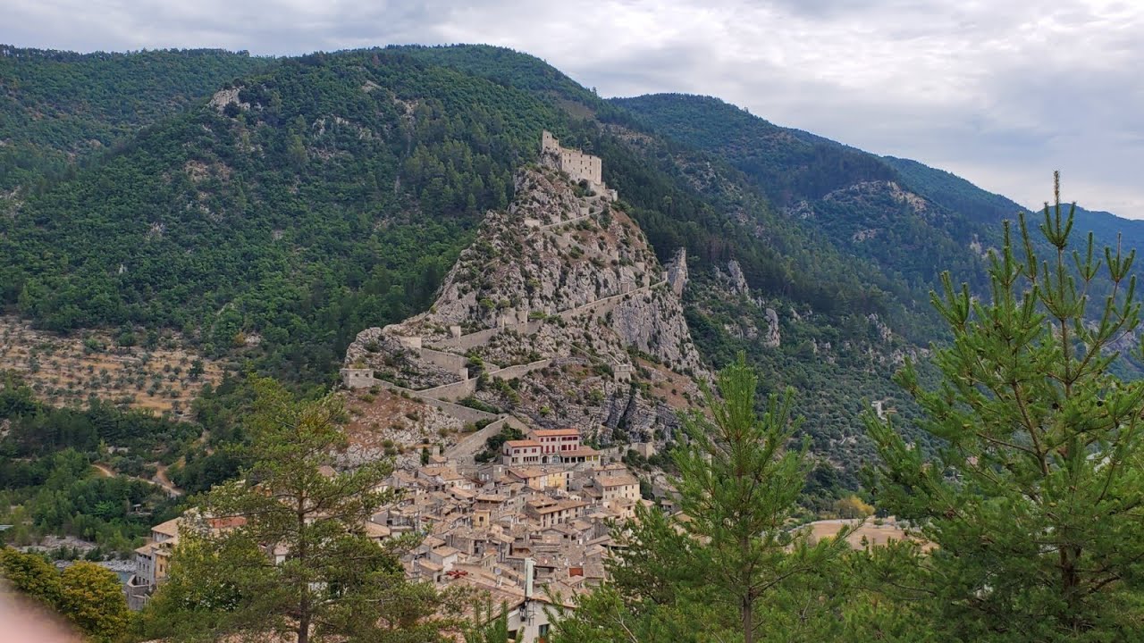 Gagamak à Bargème, Entrevaux et plus, en drone