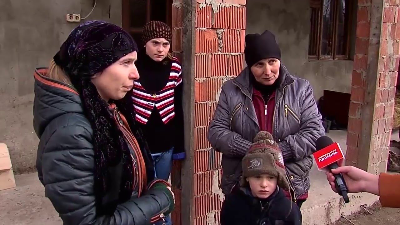 На Буковині знайшли підвішеним на дереві десятирічного хлопчика