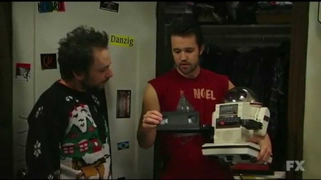 Mac's Christmas - It's Always Sunny in Philadelphia