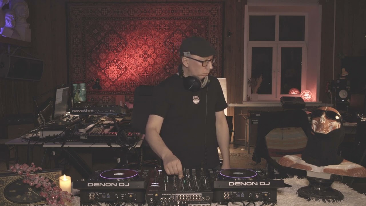 Ivan Nesterov | SHOOMROOM Podcast #028|#electronicmusic #deeptech #deephouse