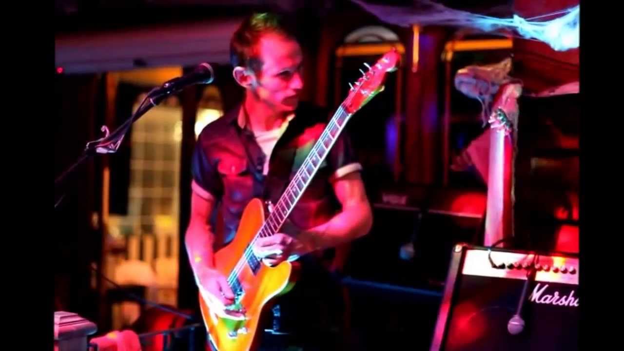 Live Entertainment at The Stray Sod Irish Bar, Steakhouse and Restaurant, Costa Blanca