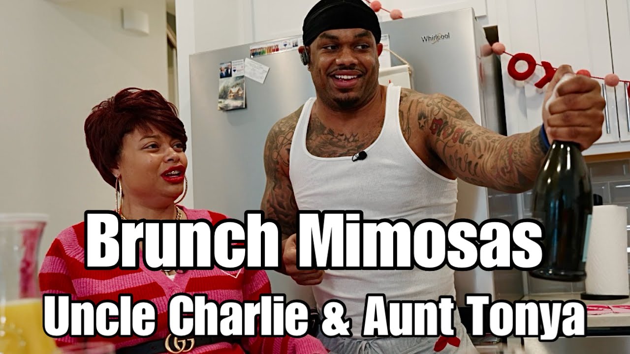 This Is How You Make A Mimosa For Brunch! Feat: @BLynncuhh