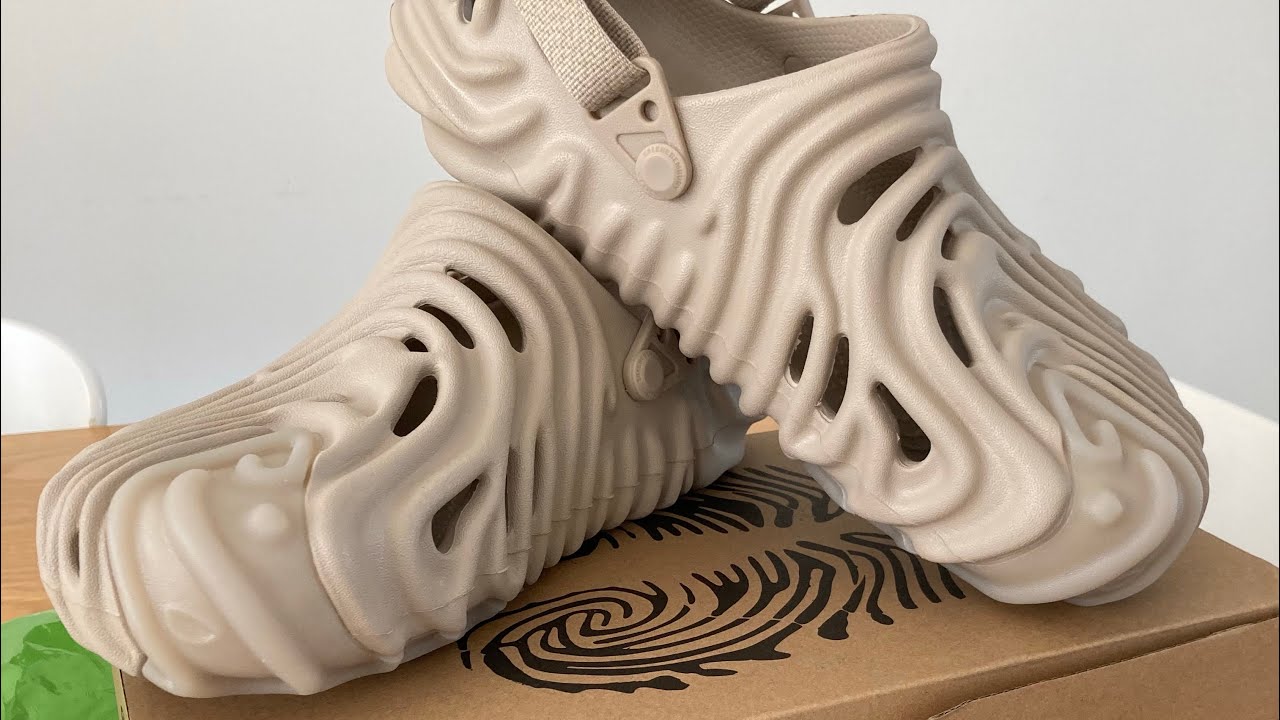 Early look Salehe Bembury x The Pollex Clog Horchata watch before you buy 2023