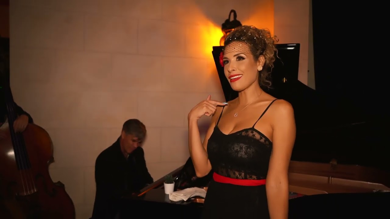 Someone to Watch Over Me - Amy Winehouse  (cover) by Aubree-Anna