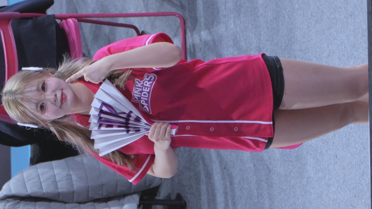 이하슬 치어리더 251231 직캠6 응원 여자배구 흥국생명 (Lee Haseul Cheerleader 251231 Fancam6 Cheering Heungkuk)