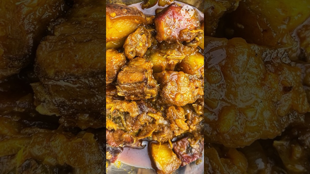 Wak chambil jokrapa/ pork fried with citrus fruit 