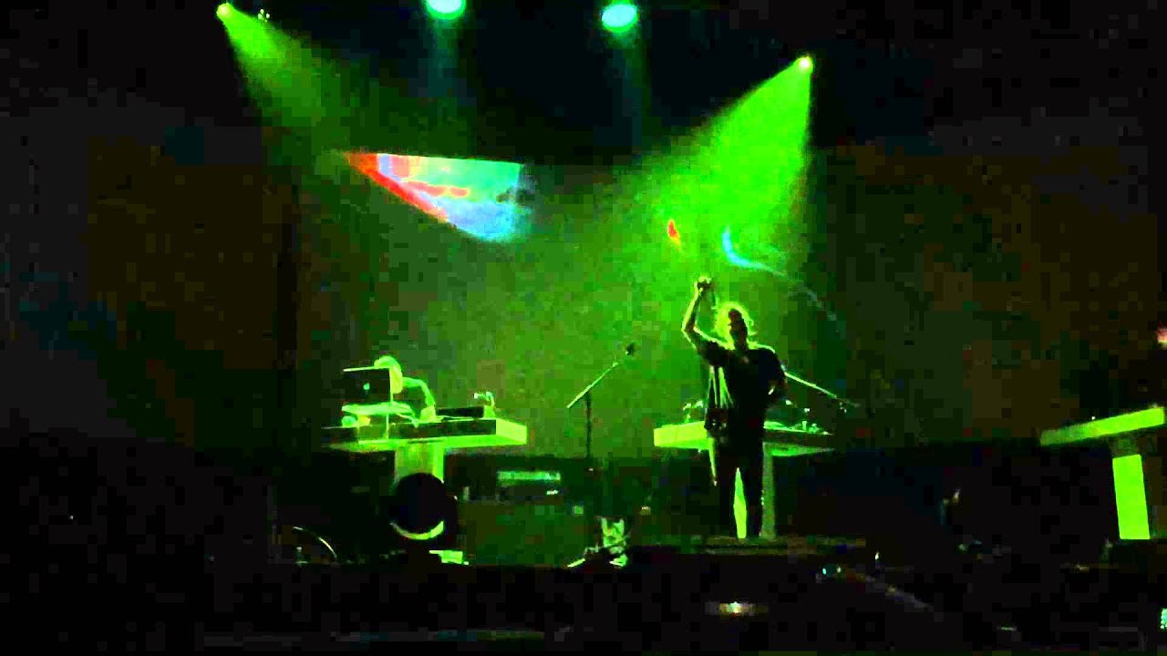 Thom Yorke & Nigel Godrich - Impossible Knots Live @ Pitchfork Festival Paris 2015