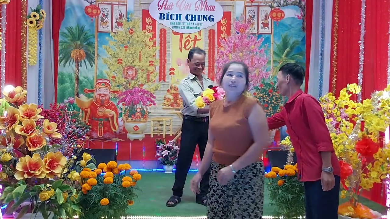 CK: Thư Tình Cuối Mùa Thu -TB: Anh Nho ( Cf Hát Với Nhau Bích Chung ) ĐC:Cống Đôi SH 2,3,4,6,7 HT