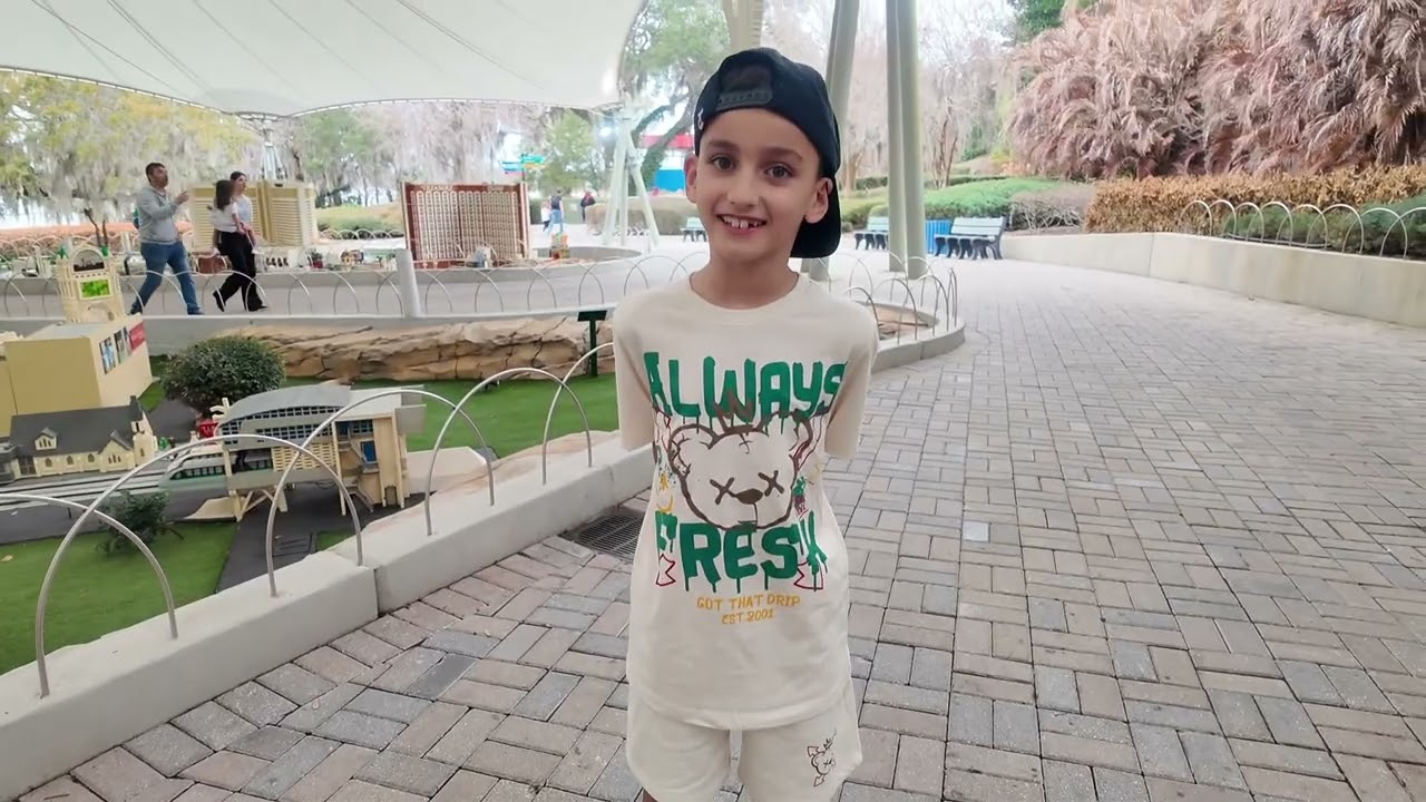 Visitando el parque de atracciones de legos en Florida. Legoland. Un dia en familia 😍👦🏻🥰👦🏻🎢🎡⛲️🏟️