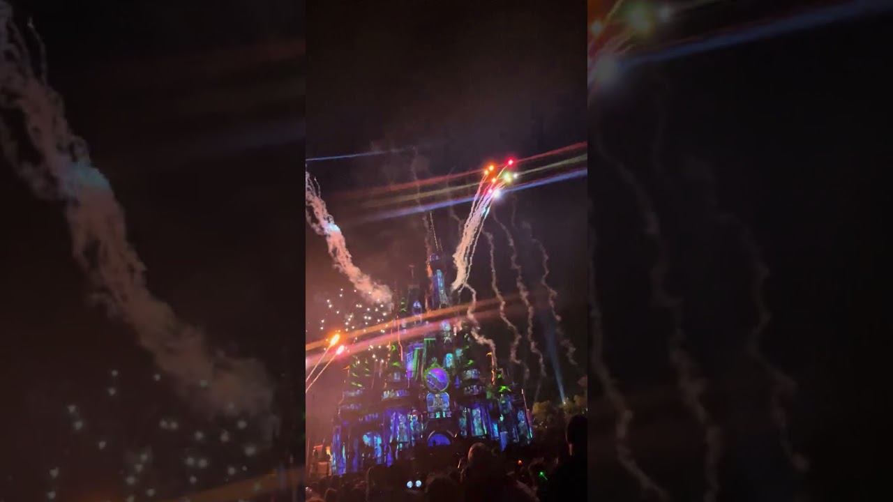 Not So Spooky Spectacular #disney #disneyparks #magickingdom #fireworks
