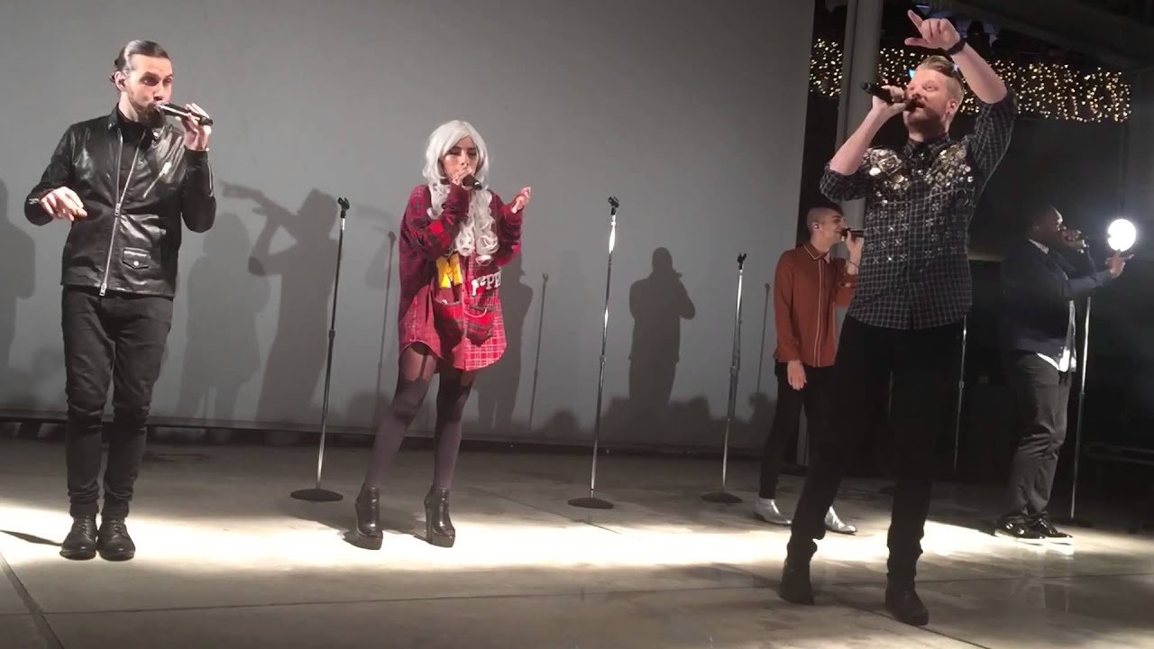 Pentatonix FreeLIVE in LAZONA Kawasaki Japan ペンタトニックス フリーライブ ラゾーナ川崎 11/14 (1/5)