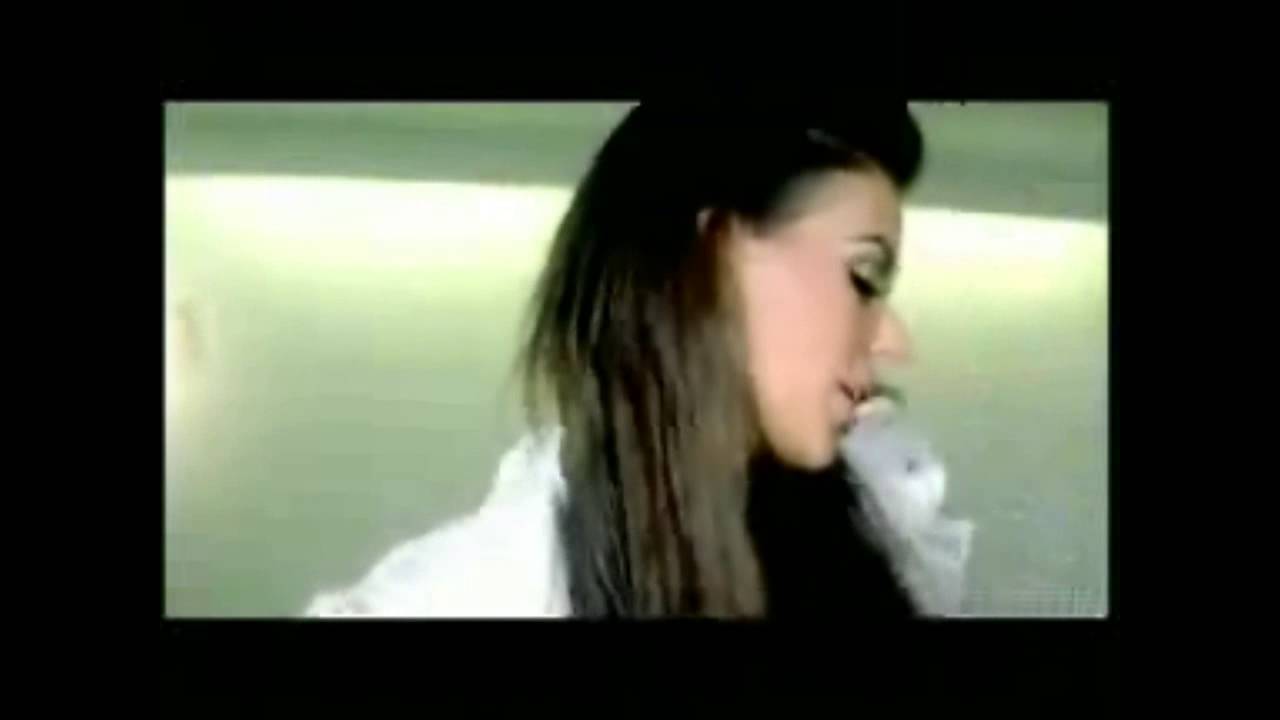 Mostiko Classic Video: Roxane - Fashion