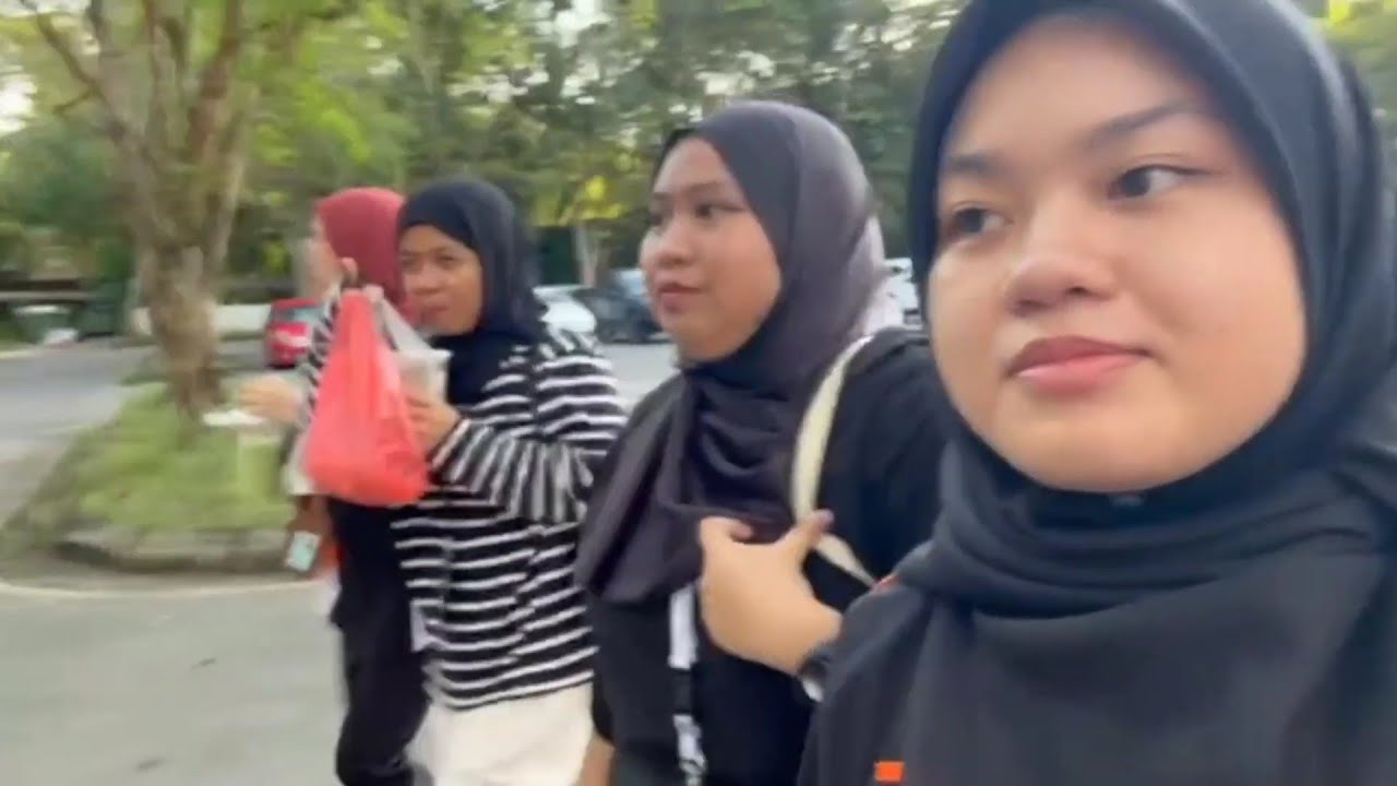 Unplanned Food Festival Vlog 😛