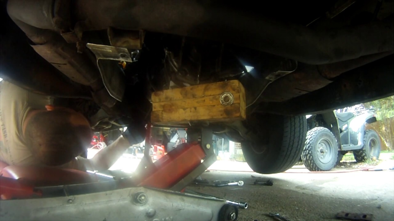 Ford F-150 clutch removal