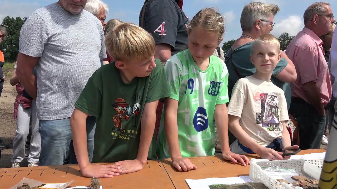 2025   t'Loo Zelhem