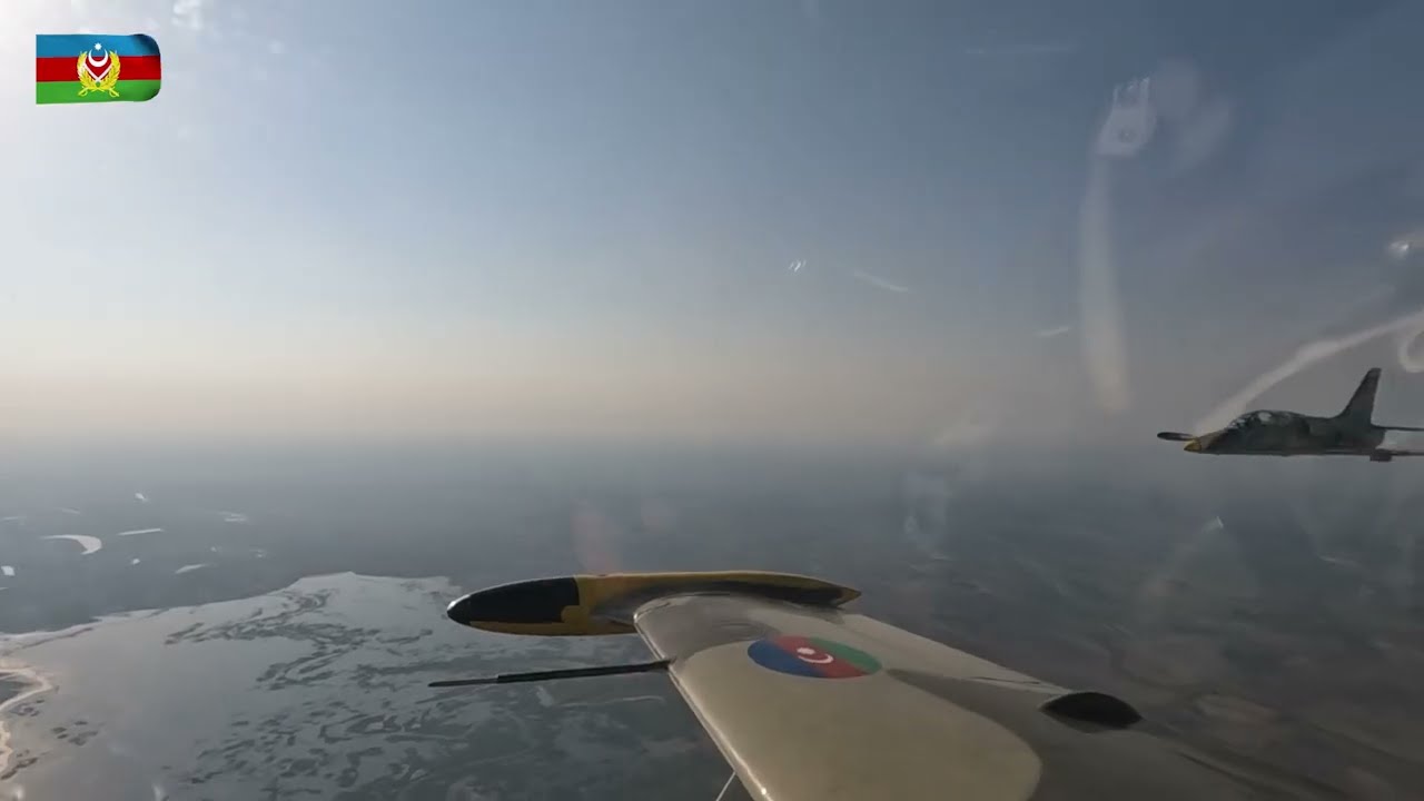 Hərbi pilotlar təlim məşq u&ccedil;uşlarını icra ediblər