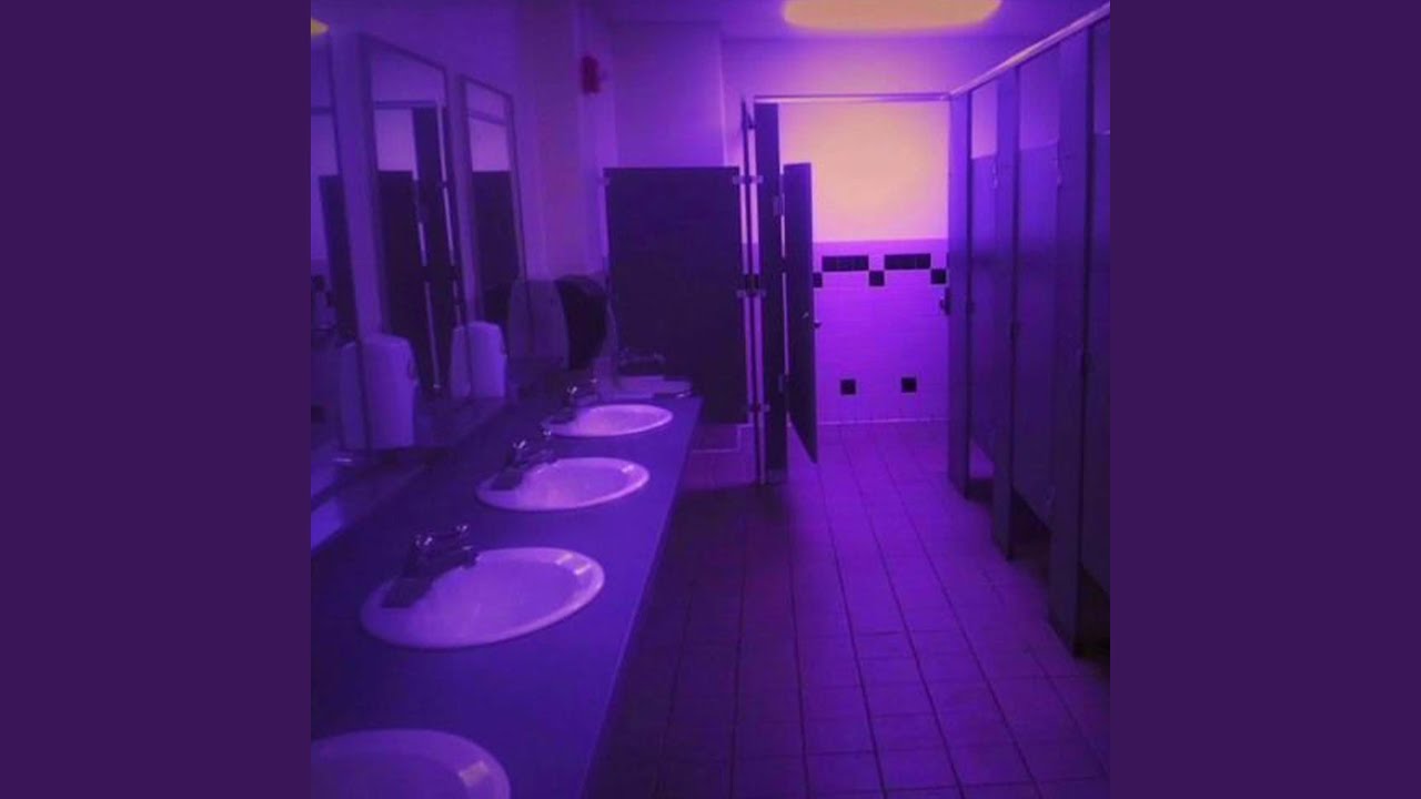 stereo love (but you’re in a bathroom at a party)