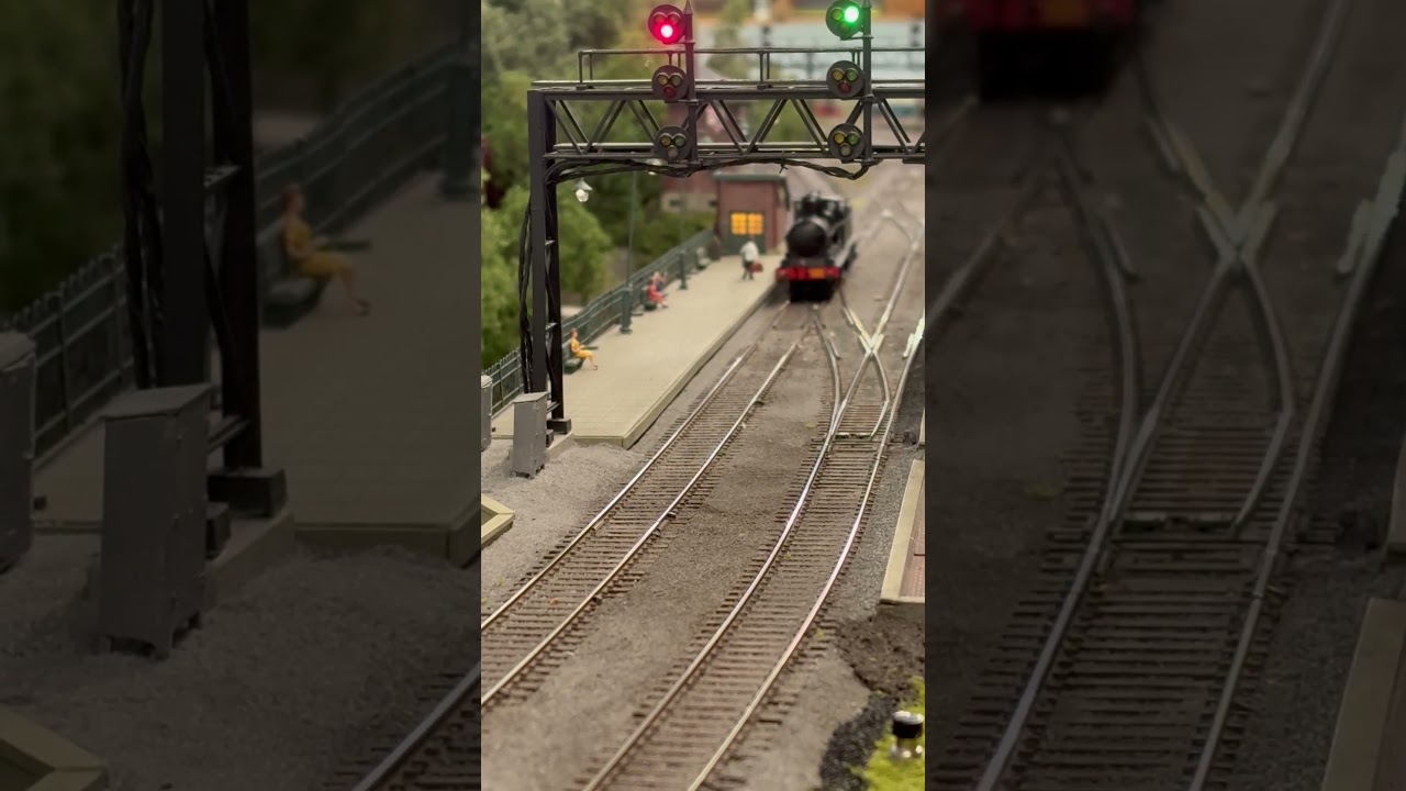 War Department #101 heads light engine through Easton station