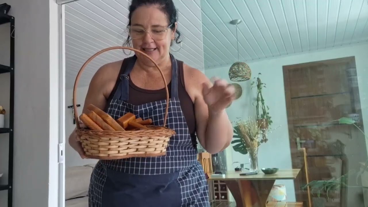 Dia de faxina na minha cozinha rústica.
