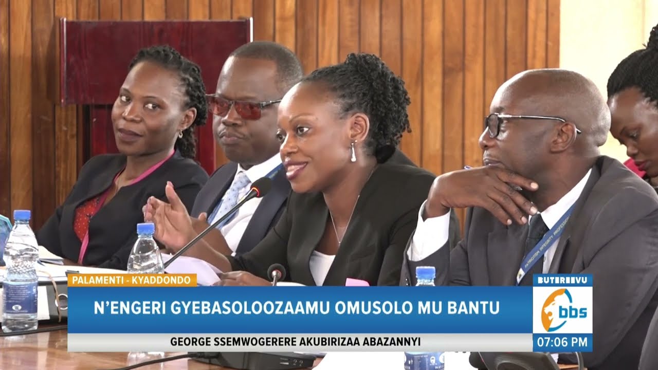 Abakungu ba URA Bagasimbaganye N’akakiiko ka COSASE, Bakunyizibwa ku Ntambuza Y’emirimu