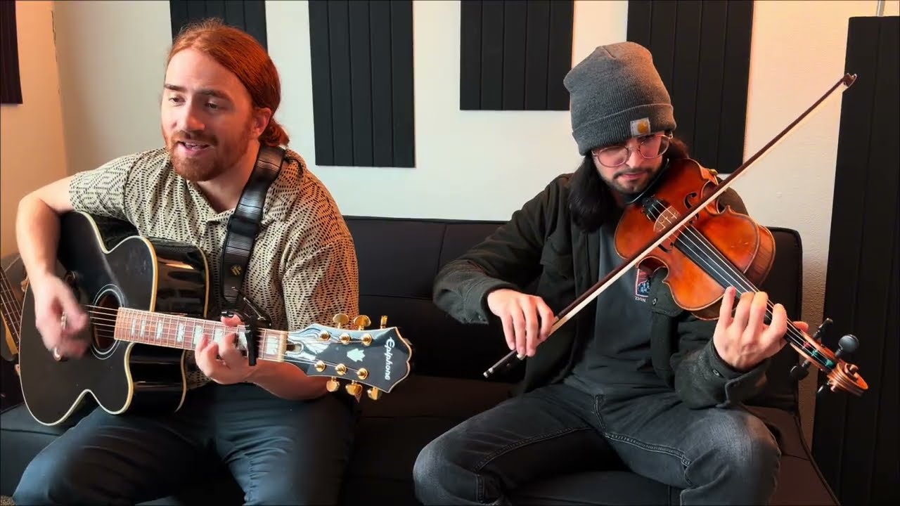 Half The World Away - Oasis - Acoustic Cover