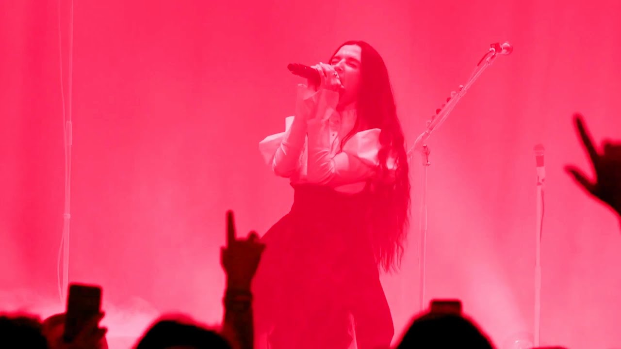 Poppy - The Center's Falling Out (Live from Chicago) [Pro Shot]