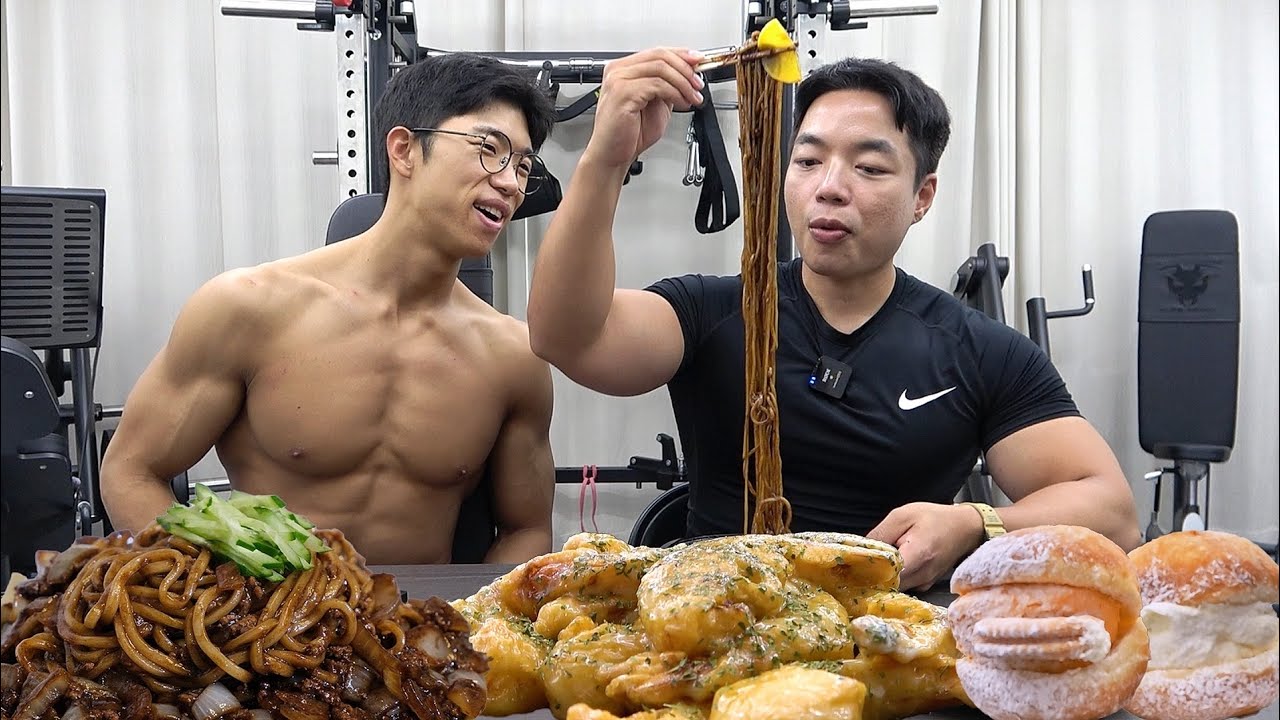 타락먹방 최강자 등장.. 이건 ㄹㅇ 못참겠다 (짜장면, 크림새우, 짜장밥,군만두, 도넛)