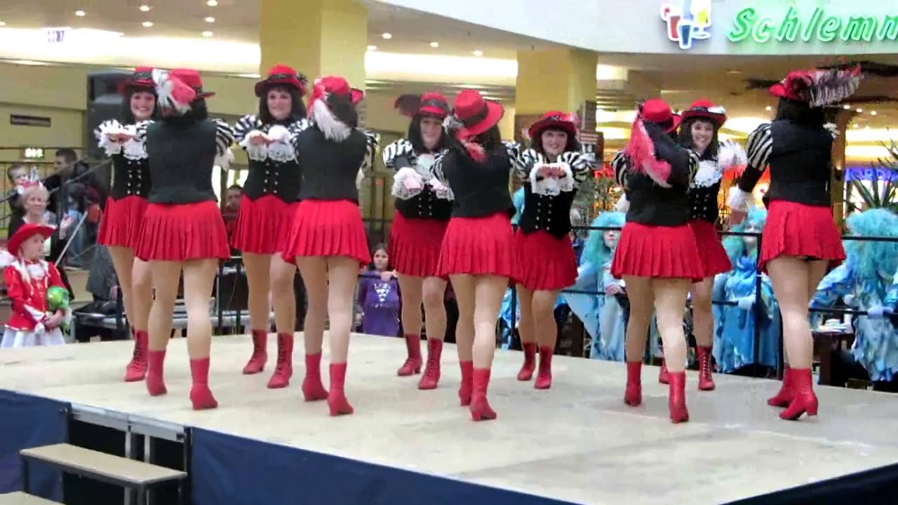 Gardetanz der Pfuhler Seejockel im Blautalcenter Ulm 15.02. 2014