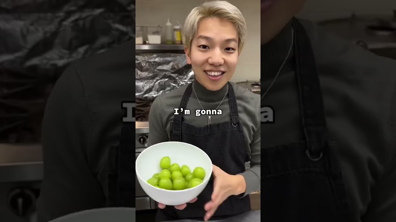 Ken tried $60 Shine Muscat grapes✨