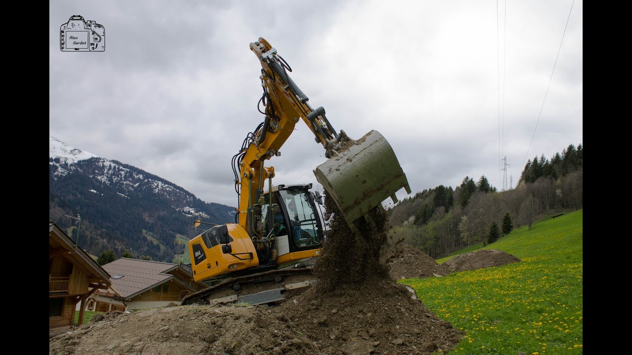 Liebherr 914B & Compact - Roulland | Megève [HD]