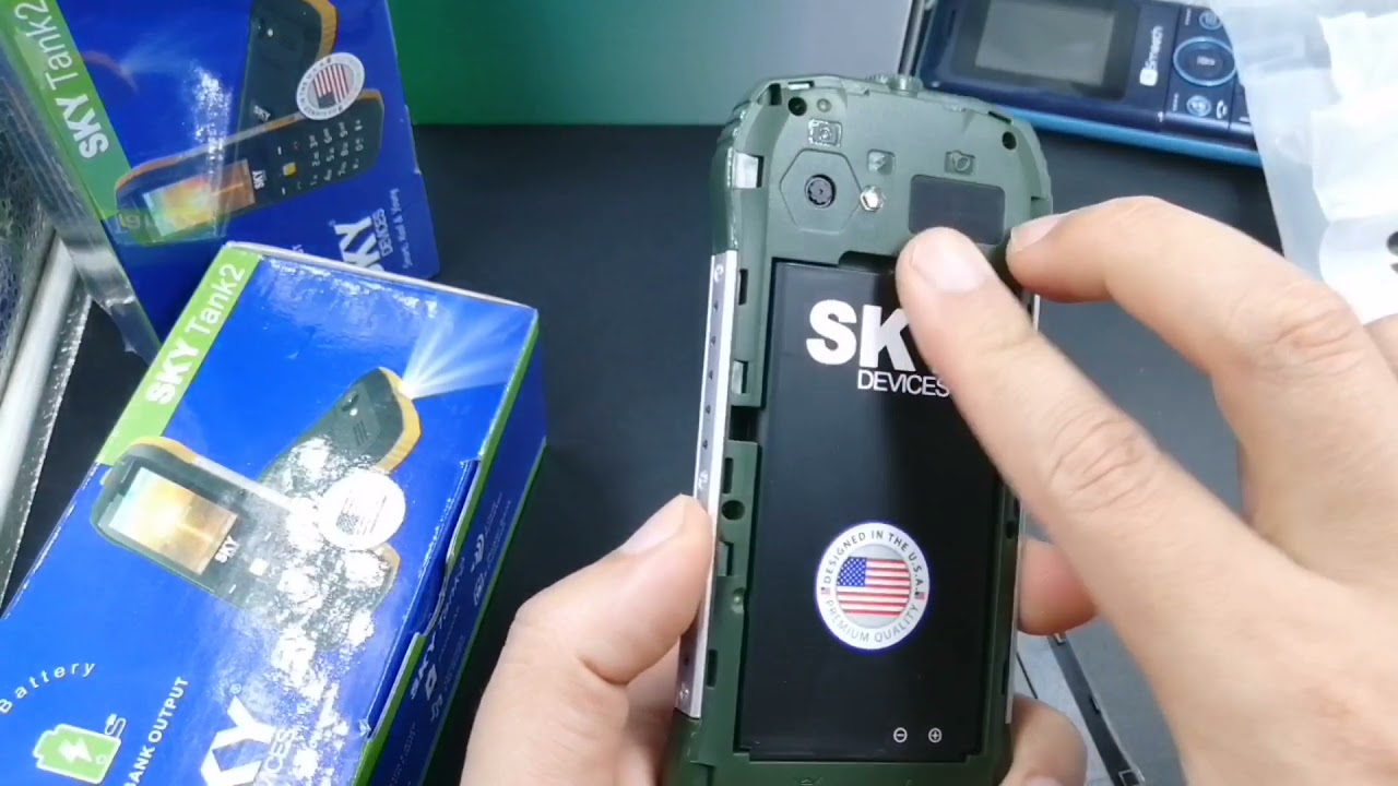 CELULAR SKY TANK 2 , POWER BANK BATERÍA DE 2500 MAH - DESEMPACADO - REVIEW -