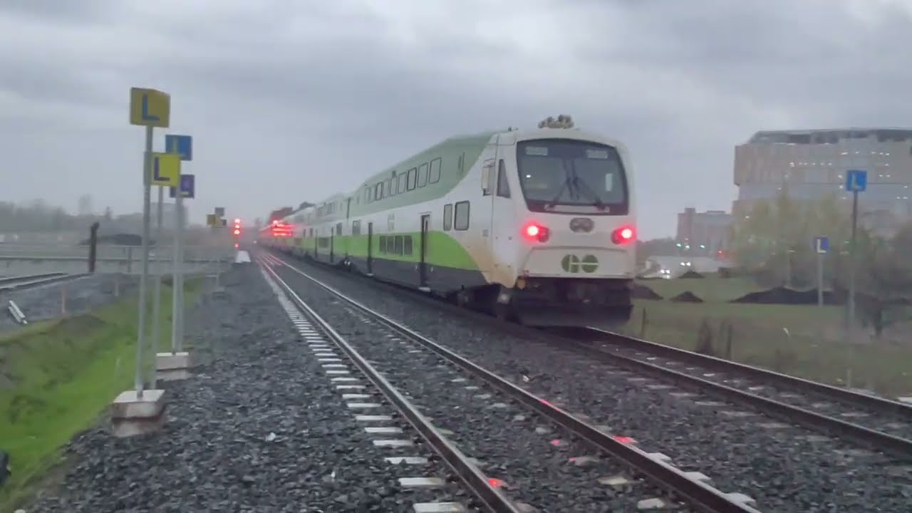 a rainy day at unionville go station with @czar_hey